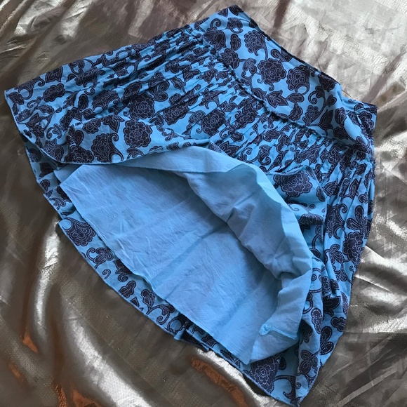 GAP Patterned Full Skirt - Picture 3 of 3